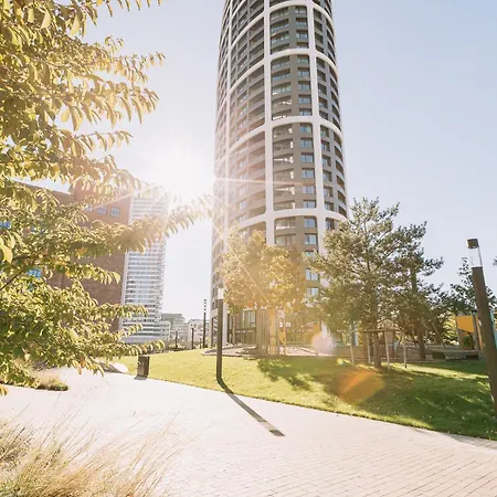 아파트 Skau Sky Park Ivory By Zaha Hadid 11 Floor 4 Tower Free Parking *