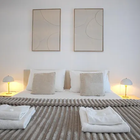 Διαμέρισμα Skau Sky Park Ivory By Zaha Hadid 11 Floor 4 Tower Free Parking *