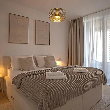 Skau Sky Park Ivory By Zaha Hadid 11 Floor 4 Tower Free Parking Apartamento Bratislava