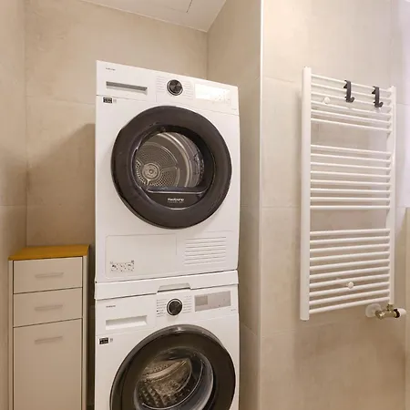 아파트 Skau Sky Park Ivory By Zaha Hadid 11 Floor 4 Tower Free Parking 브라티슬라바