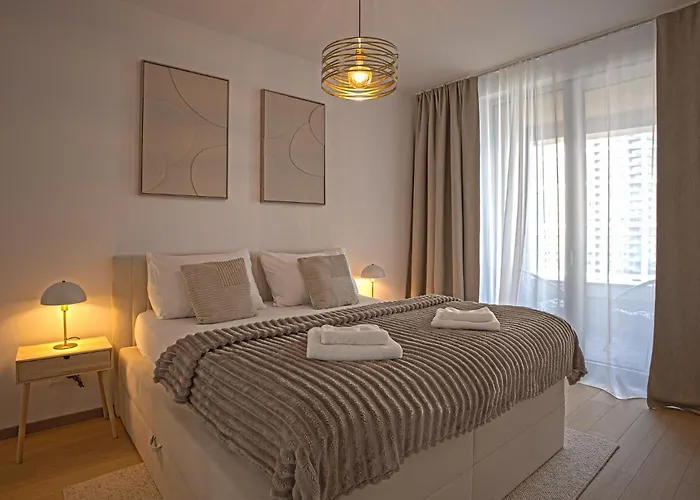 Skau Sky Park Ivory By Zaha Hadid 11 Floor 4 Tower Free Parking شقة براتسيلافا